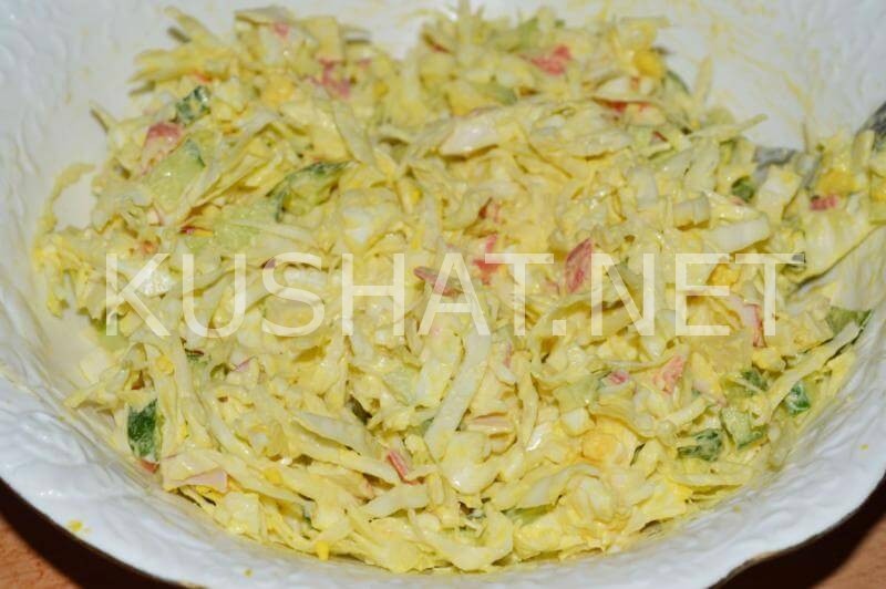 10_салат с капустой, крабовыми палочками и яйцами