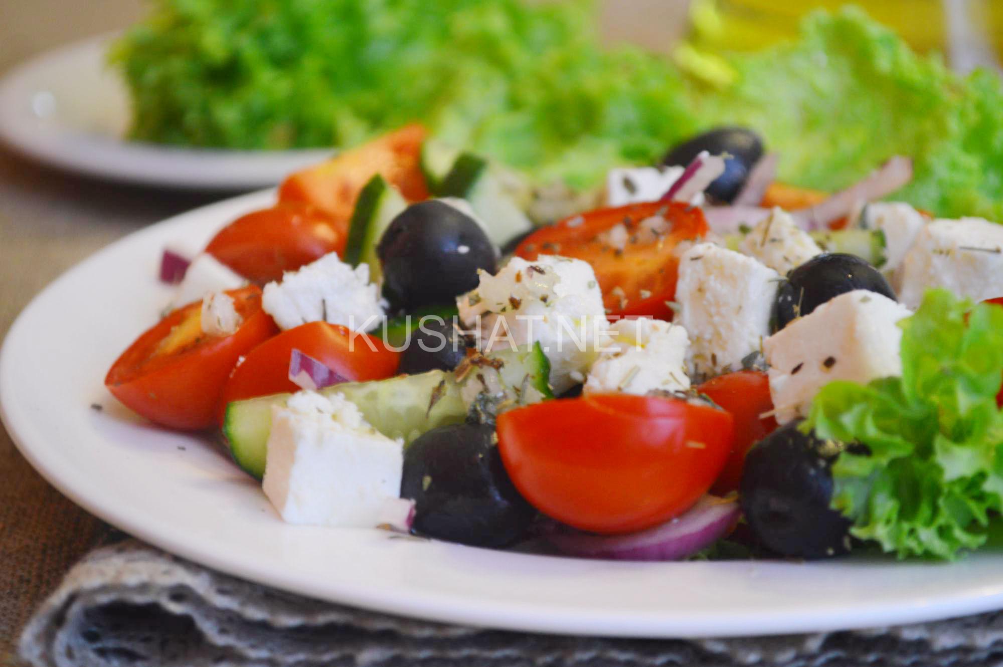 Греческий салат с брынзой. Пошаговый рецепт с фото