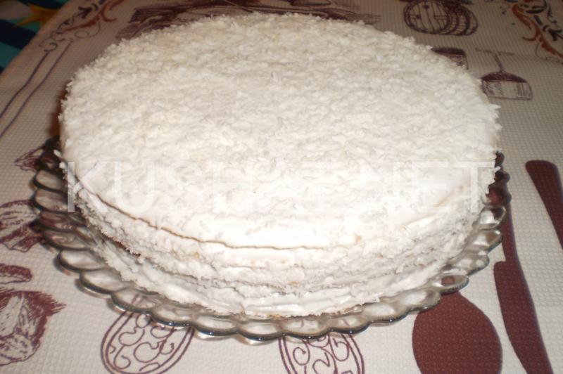 Торт «Рафаэлло» со сметанным кремом. Пошаговый рецепт с фото