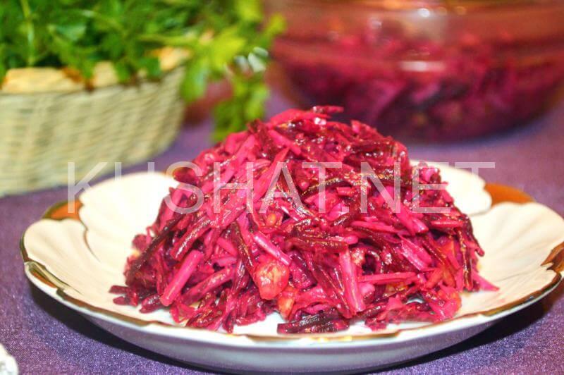 Салат из свеклы с сыром и чесноком. Пошаговый рецепт с фото
