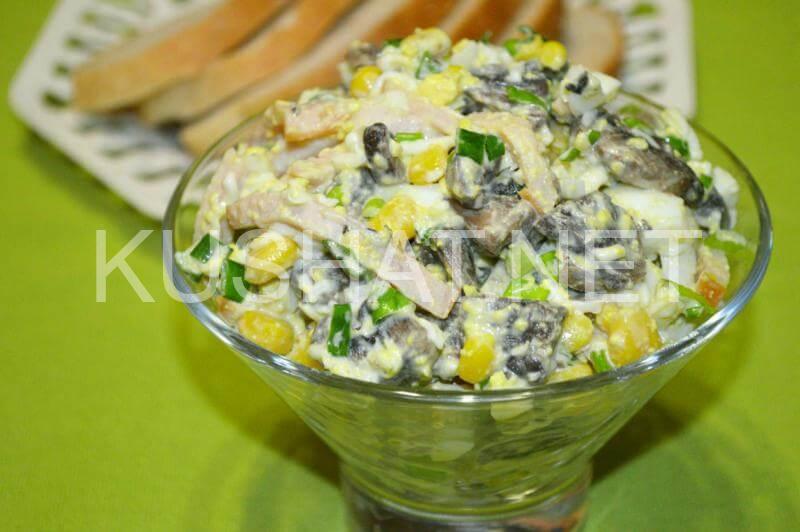 11_салат с грибами, ветчиной и кукурузой