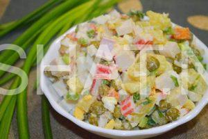 12_салат с крабовыми палочками, горошком и картошкой
