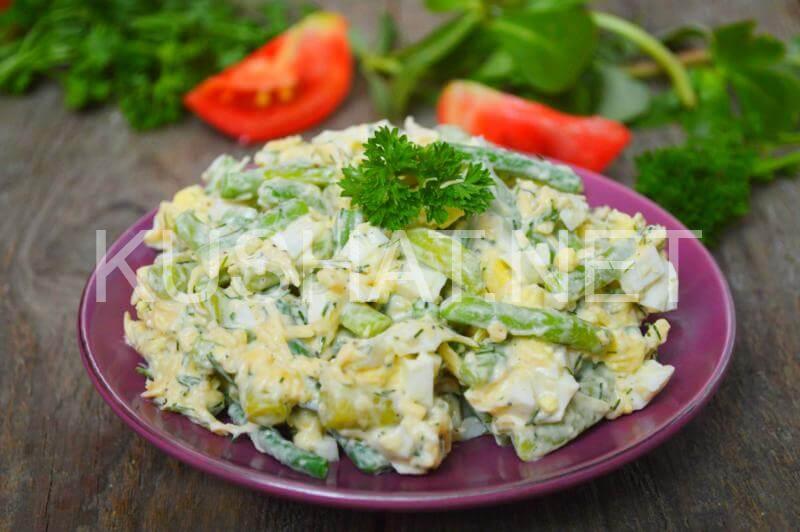 15_салат из стручковой фасоли с яйцом и сыром