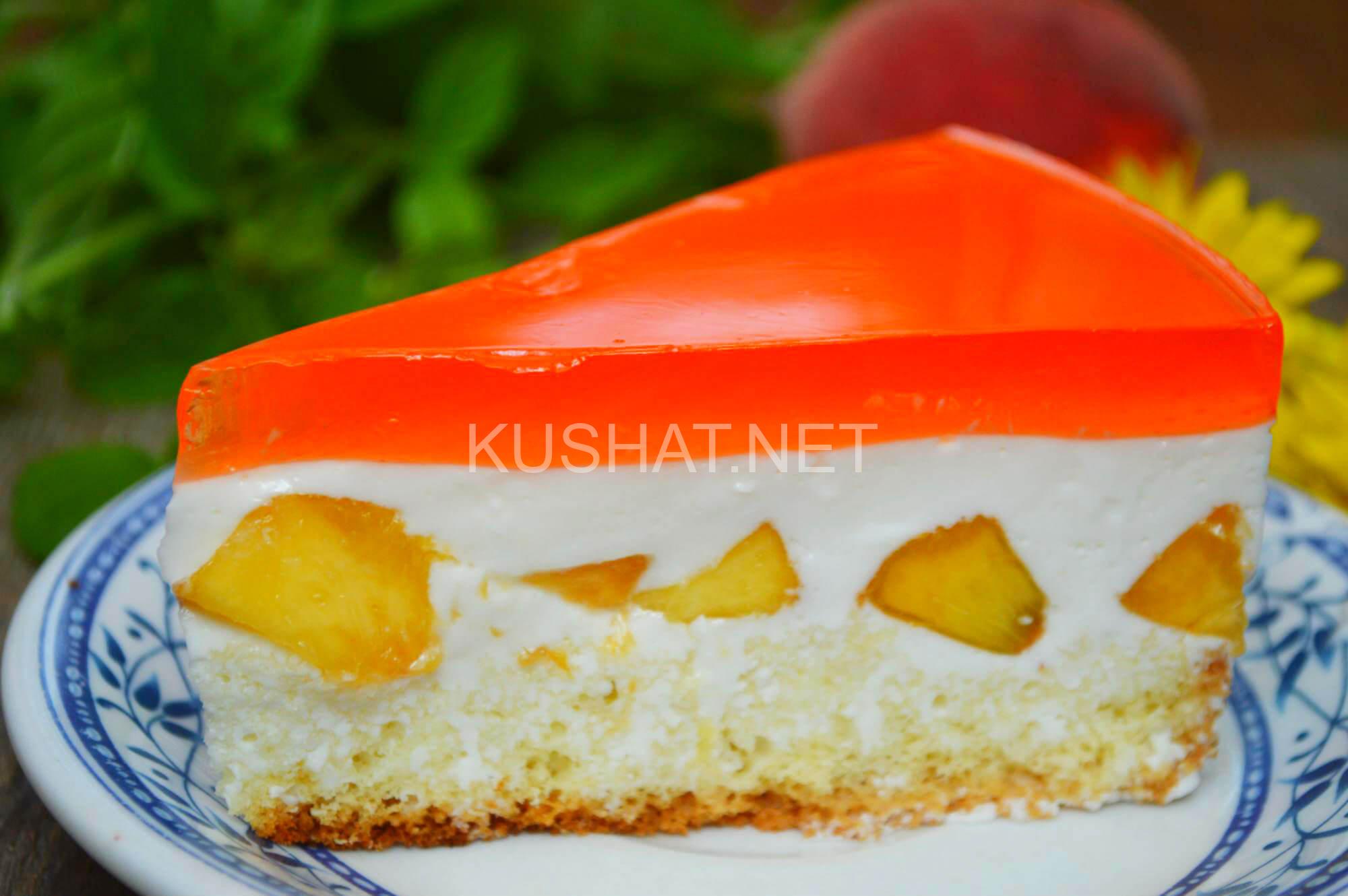 26_бисквитный торт с персиками