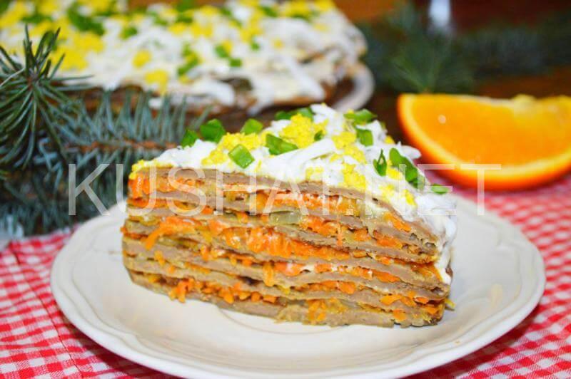 Печеночный торт на молоке с яйцами, морковью и луком простой рецепт с фото пошагово
