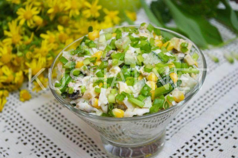10_салат со шпротами, кукурузой и огурцом