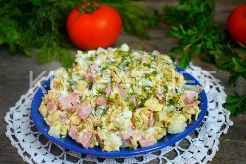 Салат с лапшой быстрого приготовления, огурцами и яйцами рецепт пошаговый с фото - фотодетки.рф