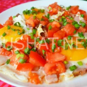 8_яичница с беконом и помидорами