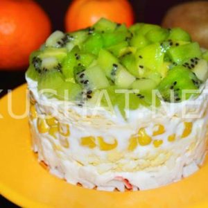 16_салат с киви и крабовыми палочками