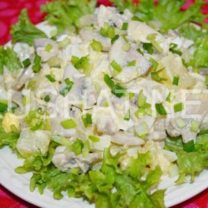 13_салат с курицей ананасами и грибами