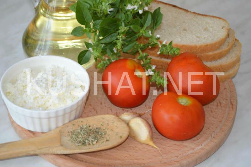 1_итальянская брускетта с помидорами и сыром