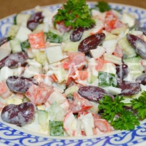 37_салат с фасолью и крабовыми палочками