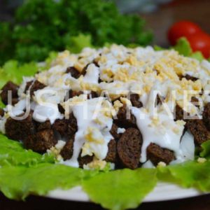 13_салат со шпротами и сухариками