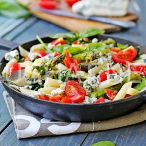 11_паста со спаржей и сыром с плесенью
