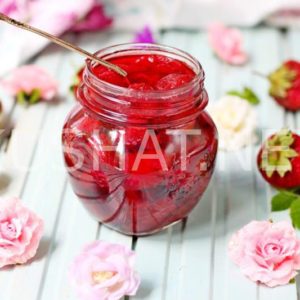 5_клубничное варенье с лепестками роз