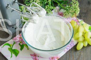 12_йогуртовый торт с виноградом и грецкими орехами