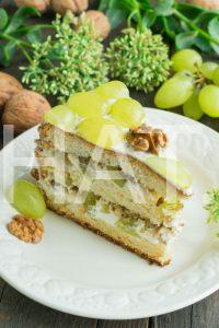 19_йогуртовый торт с виноградом и грецкими орехами