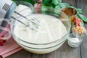 2_бисквитный торт со сгущенкой и арахисом