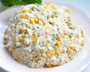 4_новогодний салат шапка Деда Мороза