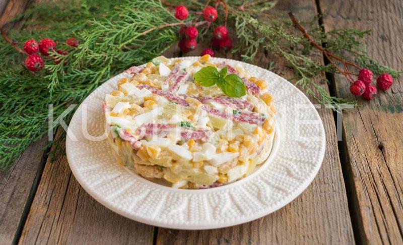 8_салат с колбасой и сухариками прелесть