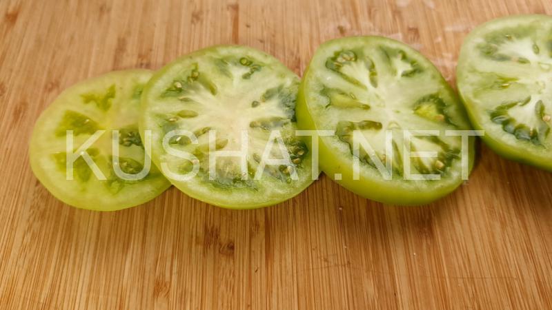 1 _жареные зеленые помидоры под белым соусом