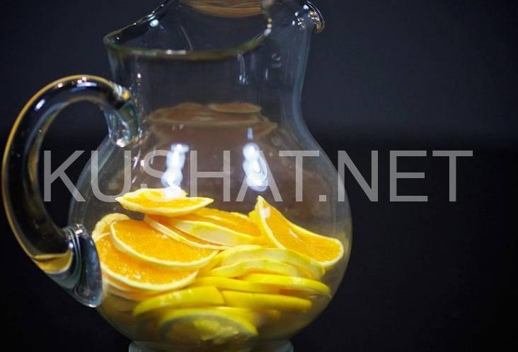 9_сангрия на красном вине с персиками, апельсинами и лимонами