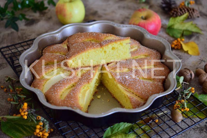 1_бисквитный пирог с яблоками