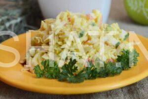 11_салат с капустой, крабовыми палочками и яйцами