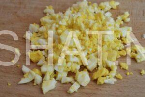 4_салат с капустой, крабовыми палочками и яйцами