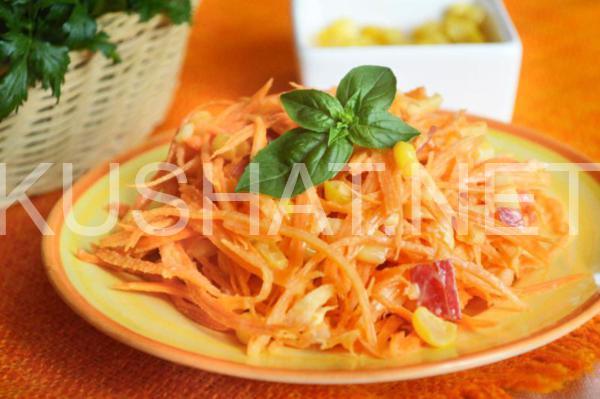 салат из моркови с яблоком и кукурузой 10_салат из моркови с яблоком и кукурузой
