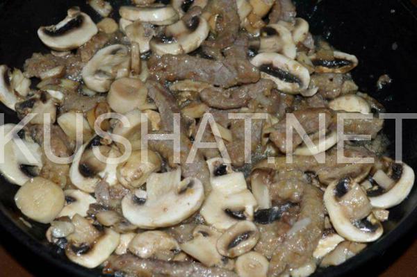 10_бефстроганов из говядины с грибами