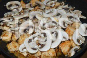 10_курица с грибами в сливочном соусе