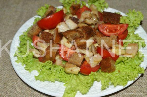 10_салат Цезарь с курицей и сухариками