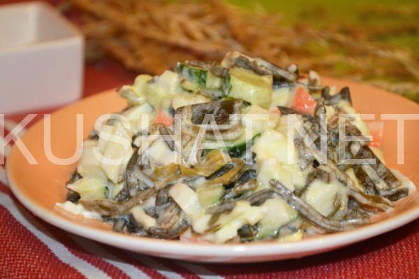 10_салат из морской капусты с крабовыми палочками и яйцом