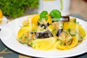 10_салат с физалисом и баклажанами