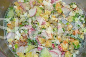 10_салат с редисом, картофелем и горошком