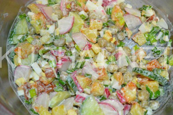 10_салат с редисом, картофелем и горошком