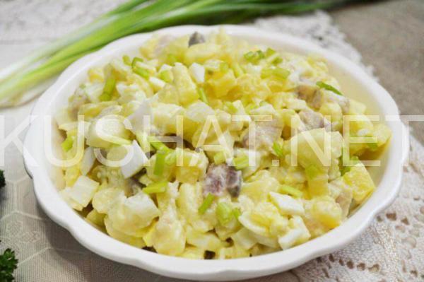 10_салат с селедкой, картофелем и яблоком