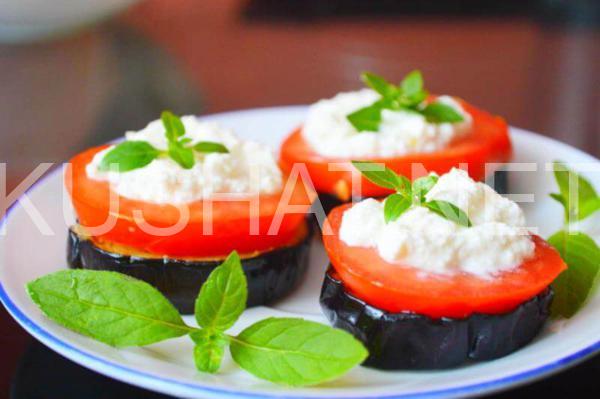 10_жареные баклажаны с помидорами и чесноком 