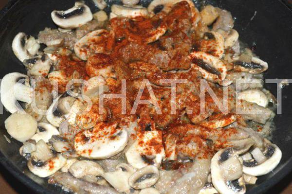 11_бефстроганов из говядины с грибами