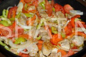 11_свинина тушеная с овощами