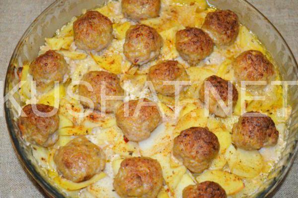 12_фрикадельки с картошкой в духовке