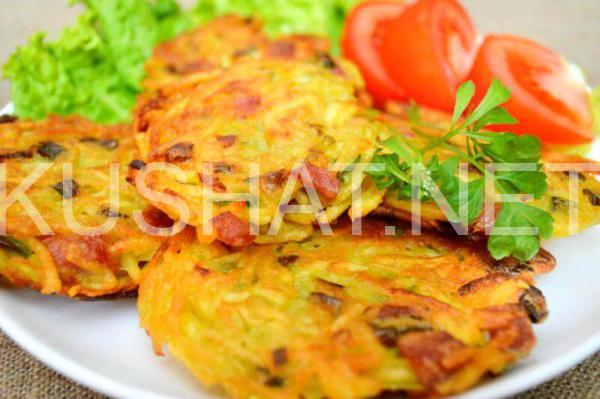 12_картофельные драники с колбасой