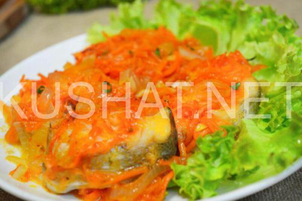 12_минтай в духовке с морковью и луком