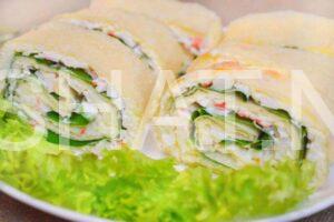 12_рулет из лаваша с крабовыми палочками и плавленым сыром