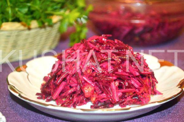 12_салат из свеклы с сыром и чесноком