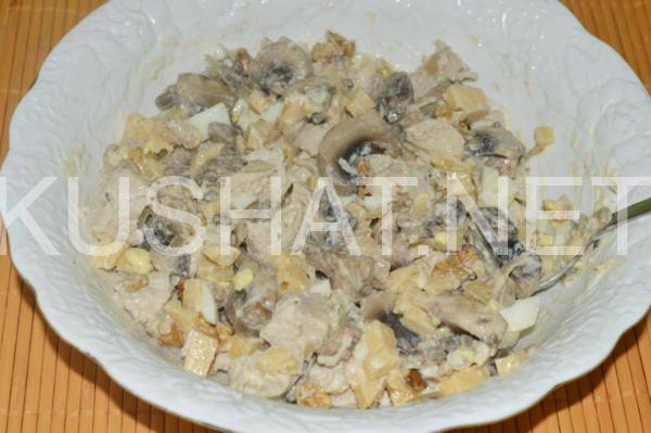 12_салат с курицей, шампиньонами и сыром