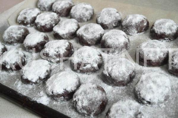 12_шоколадное печенье с трещинками