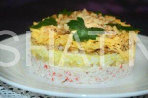14_слоеный салат с крабовыми палочками, сыром и орехами