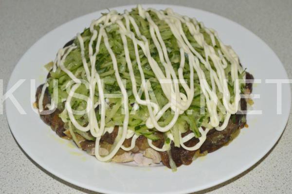 14_слоеный салат со свининой и грибами